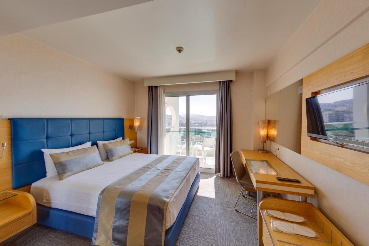 Marina Hotel Кушадасъ Екстериор снимка