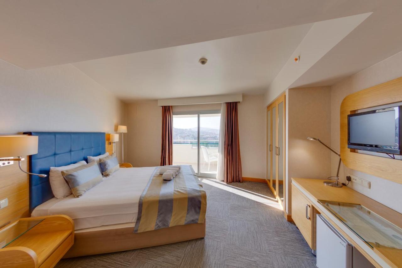 Marina Hotel Кушадасъ Екстериор снимка