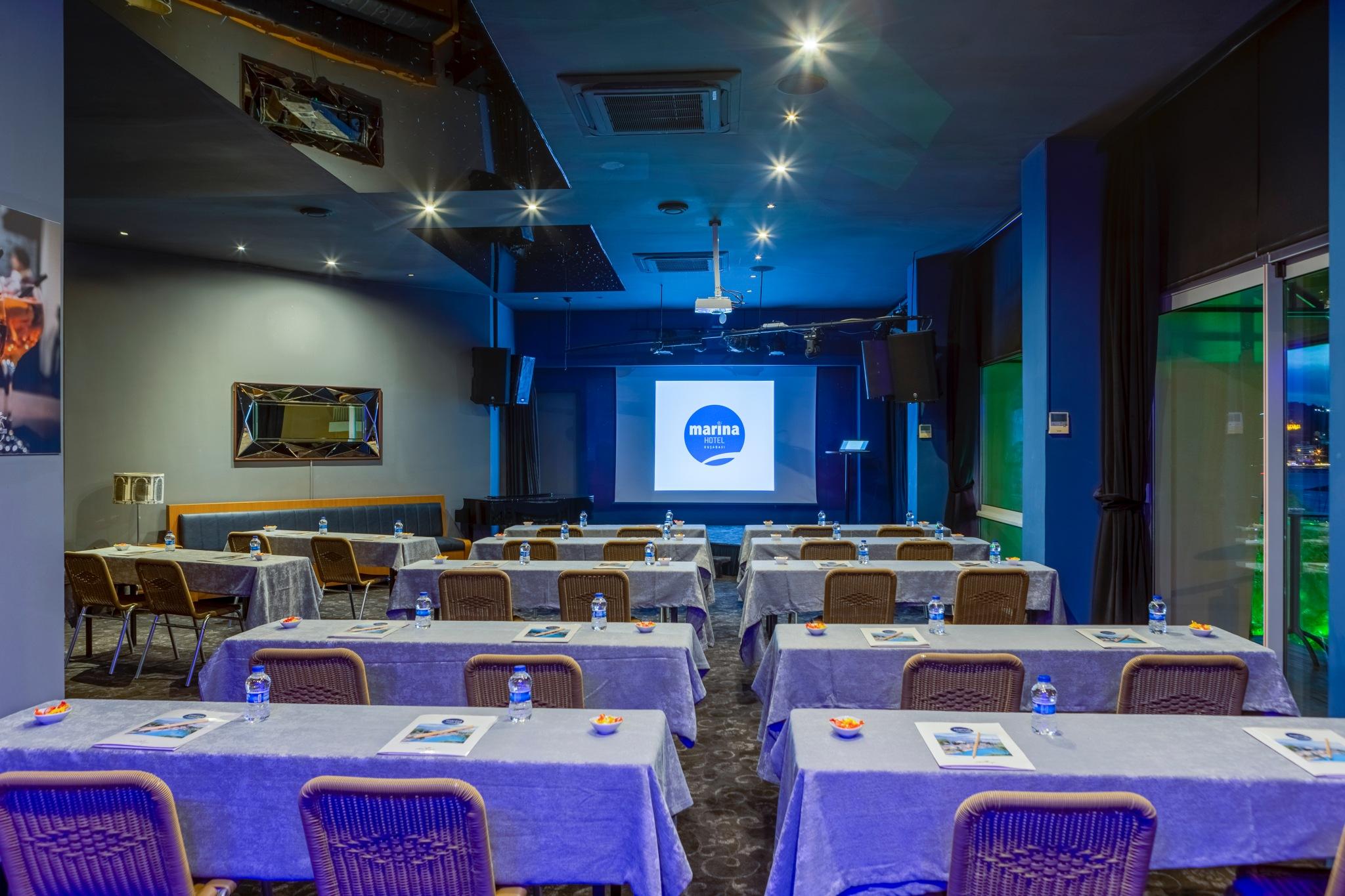 Marina Hotel Кушадасъ Екстериор снимка